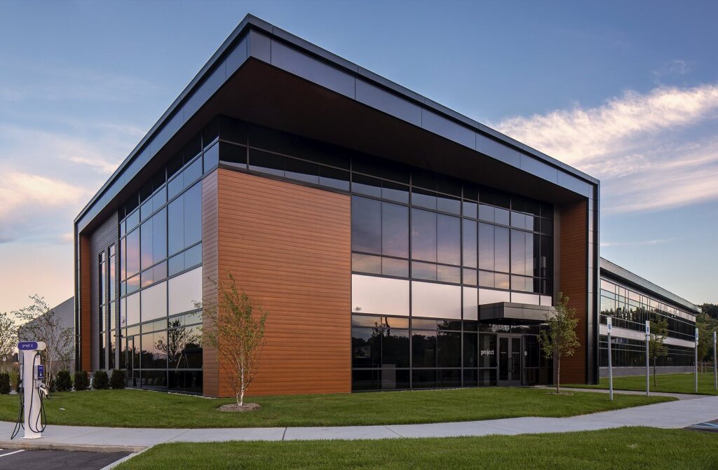 Advanced Manufacturing, Technology, & Mission Critical